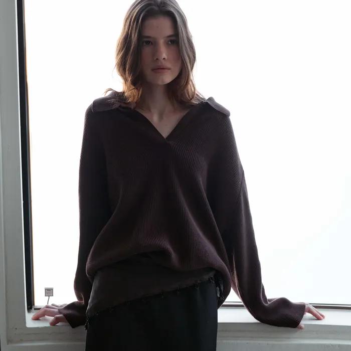 Ness collar knit (plum)