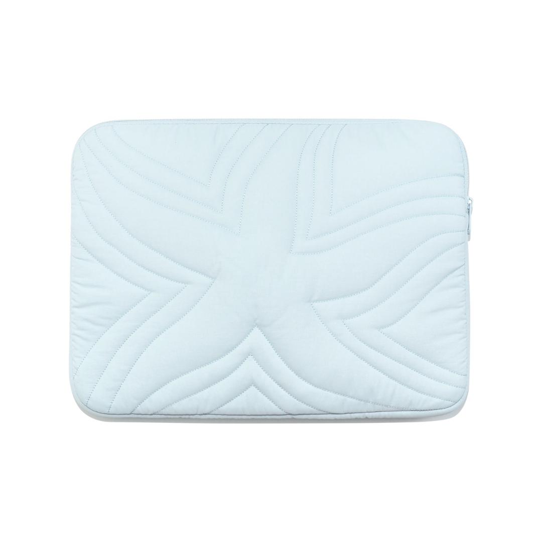TCM brighting logo labtop pouch (sky blue)