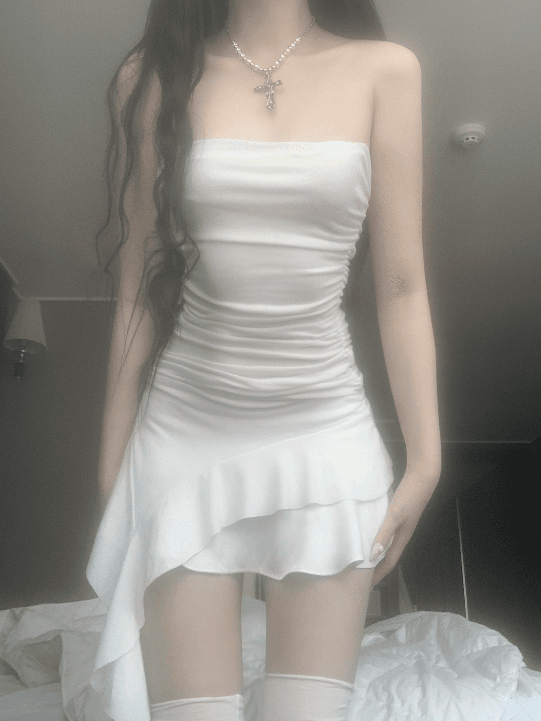 Roccoa Long Frill Top (white)