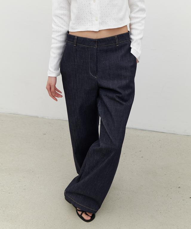 Lowrise indigo denim