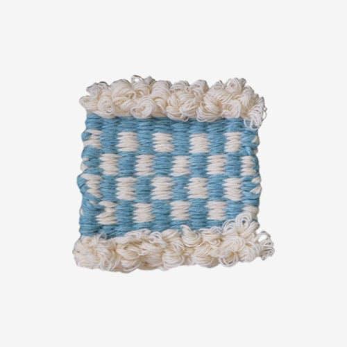 the breaking waves tea coaster