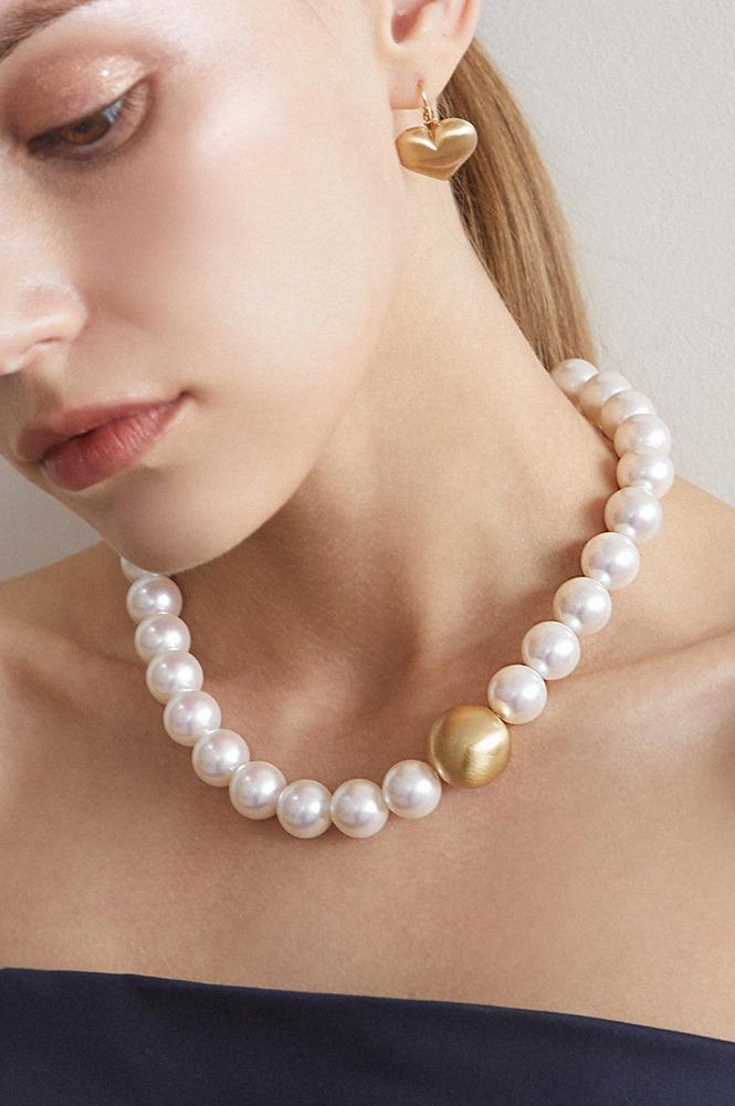 HUGE PEARL GOLD POINT NECKLACE AN223020