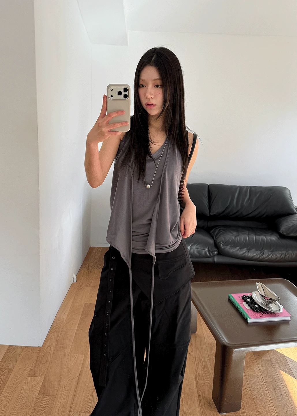 STRAP LAYERED SLEEVELESS