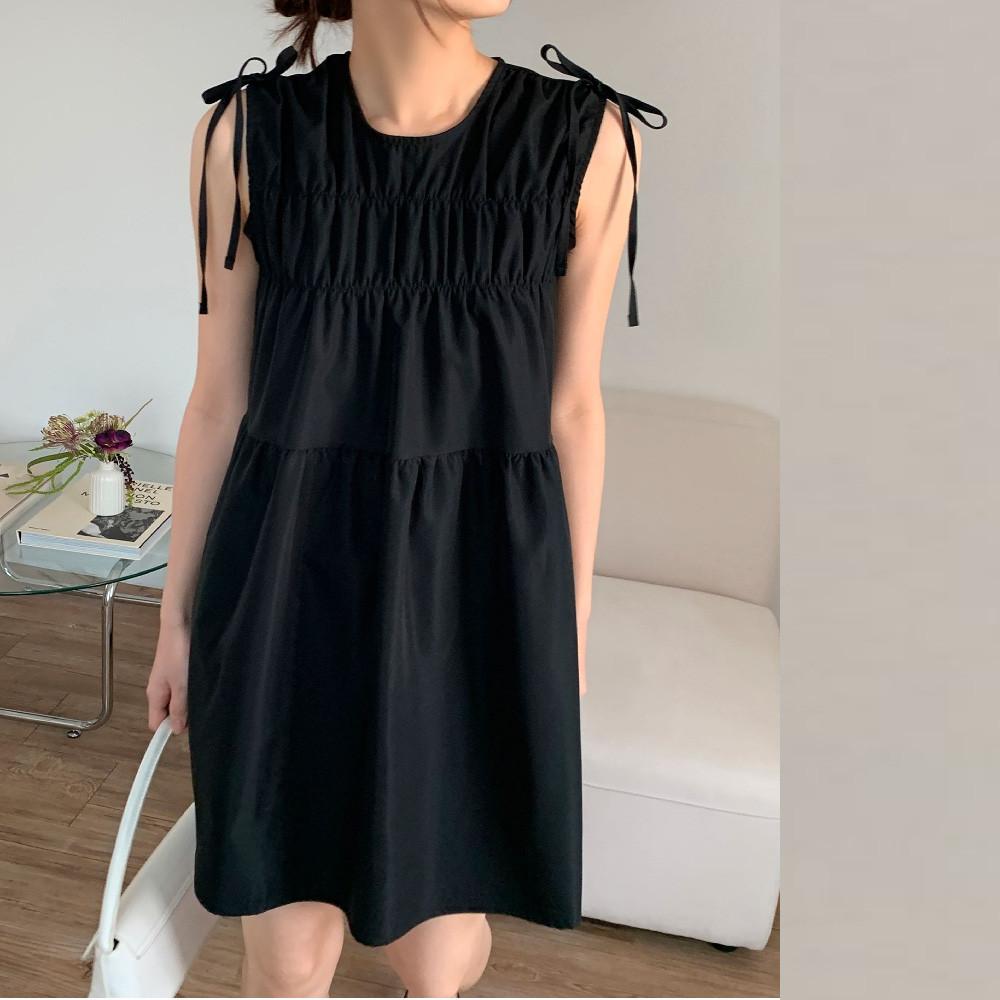 여름 마틴 화이트 블랙 셔링 어깨끈 어깨 리본 민소매 나시 휴양지 해외 여행 원피스