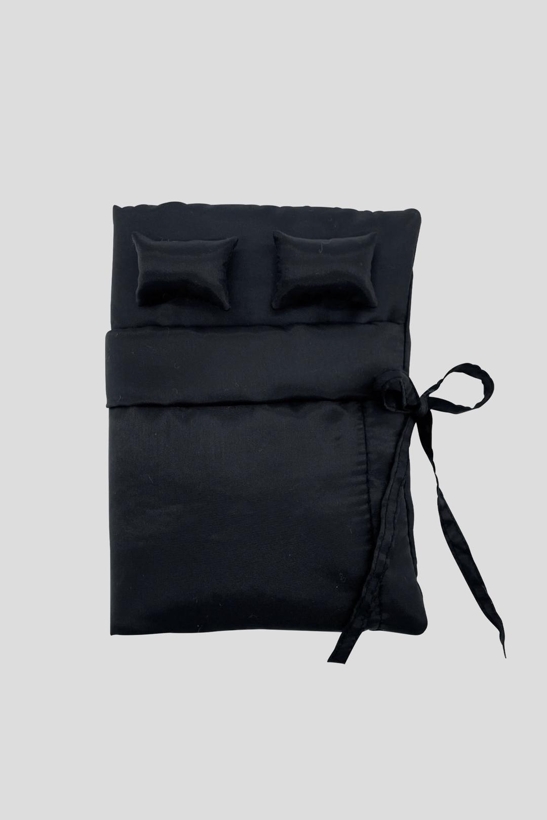 PUFFY BED BOOK (black)