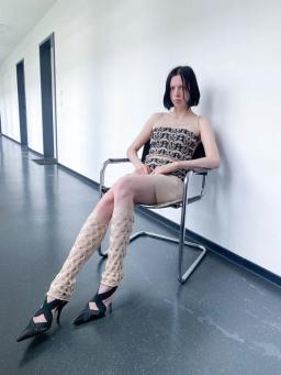 칼리사테이니커