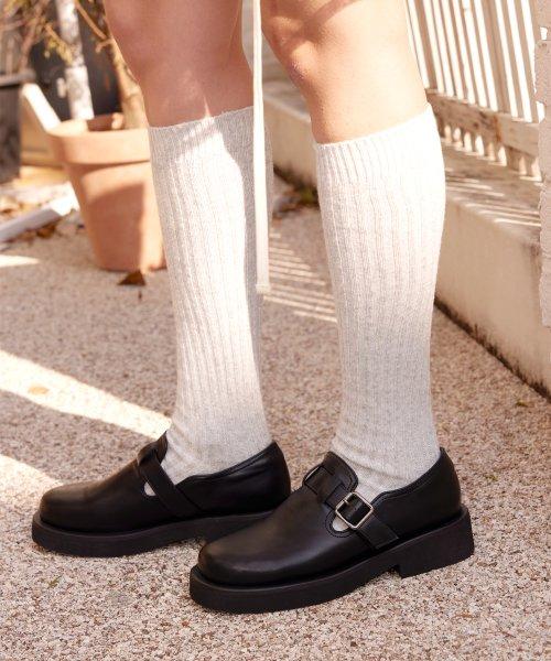 베이글 라운드 T스트랩 로퍼 (BLACK)