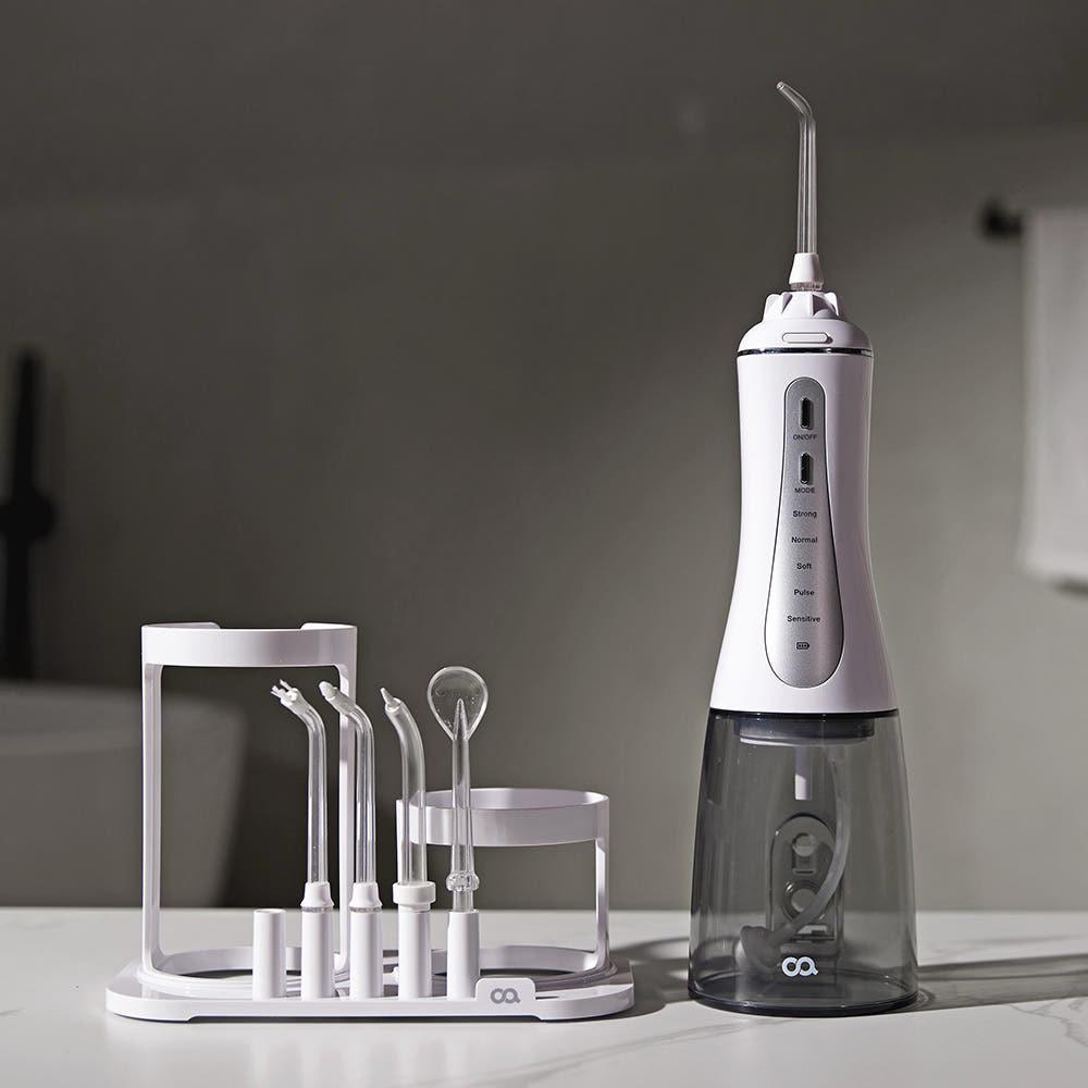 [거치대 패키지] 오아 클린이워터B 휴대용 무선 치아 물치실 칫솔 치간 세척기 구강세정기
