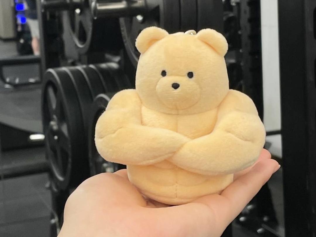 "울면 안 돼 근손실 나니까" 우리를 지켜줄 마동곰 키링