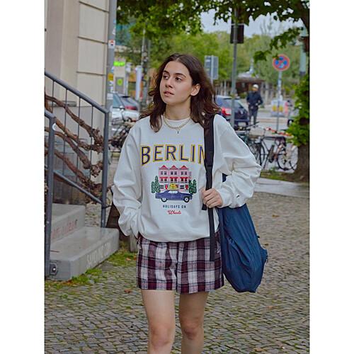 베를리너 시티 아트워크 스웻셔츠 (Ivory)