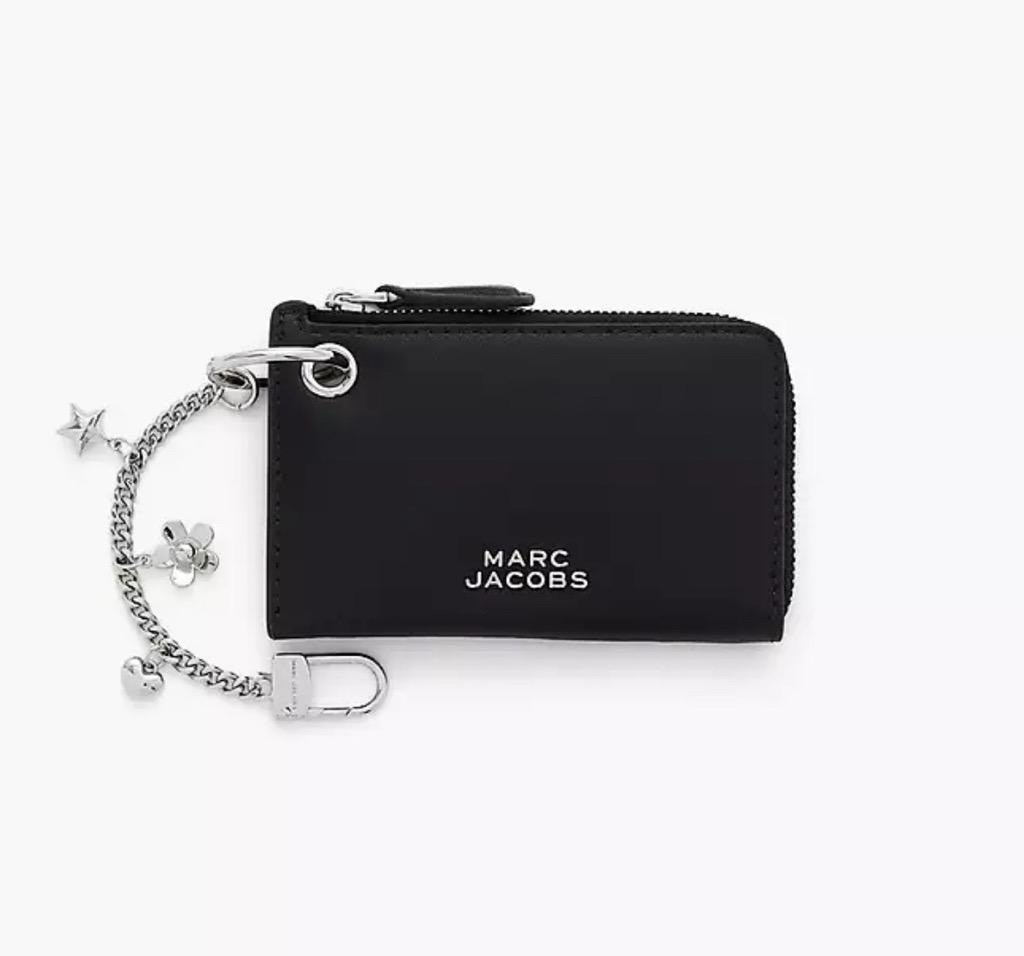 THE EVERYDAY TOP ZIP CHARM WALLET