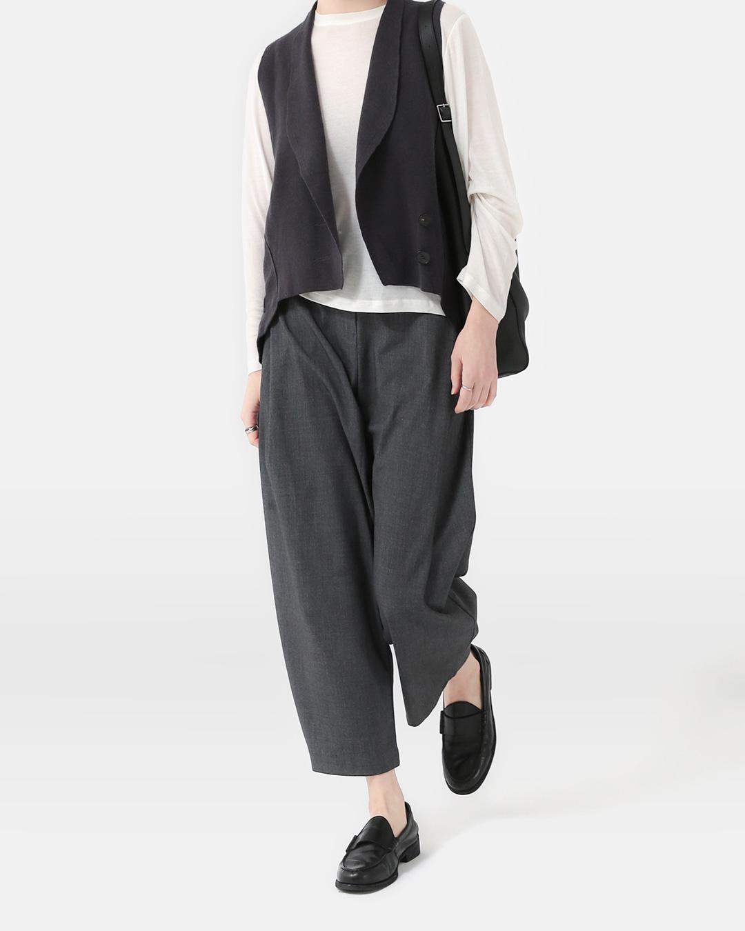 자연스럽게 흐르는 멋 tailored wide-leg pants]