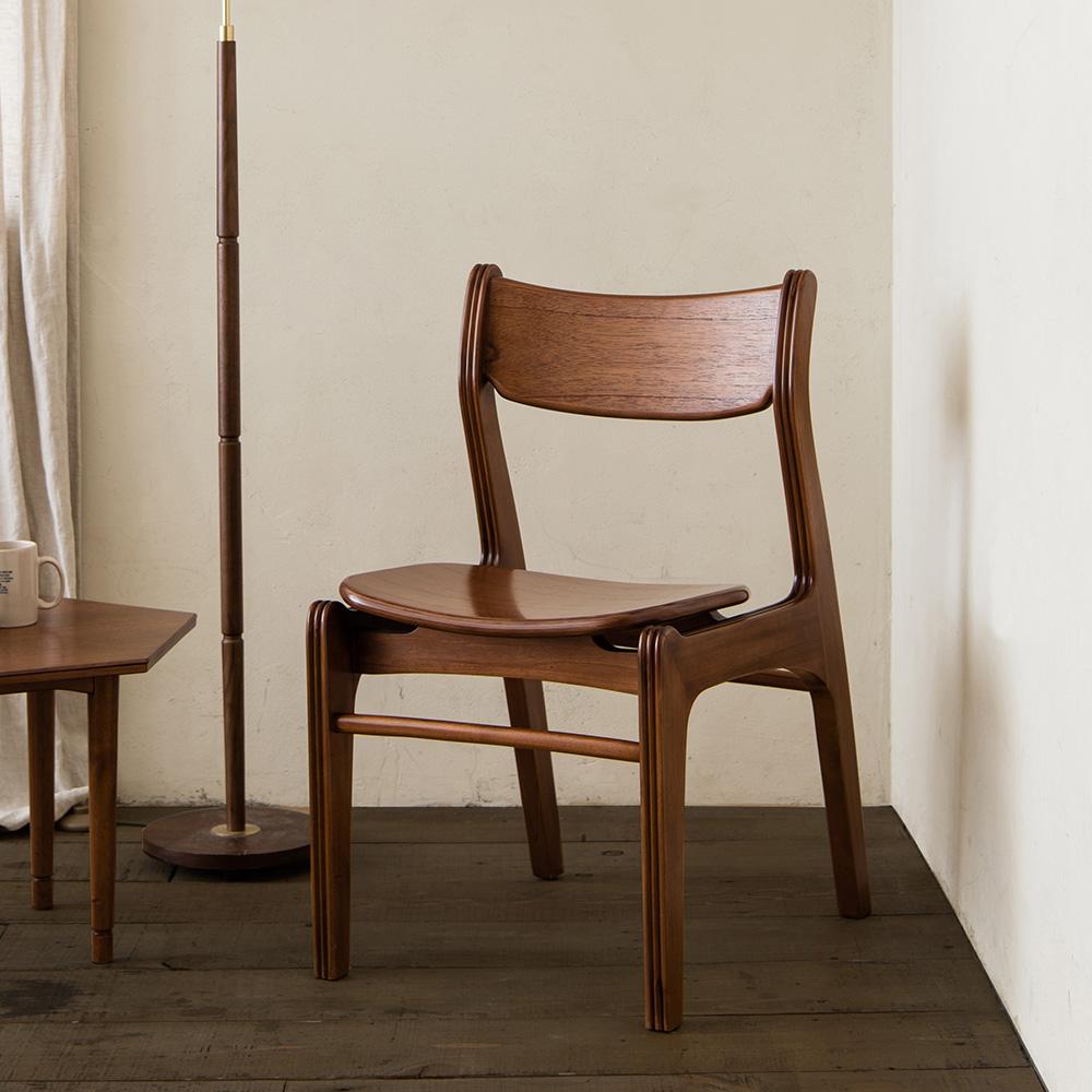 네오클래식 체어