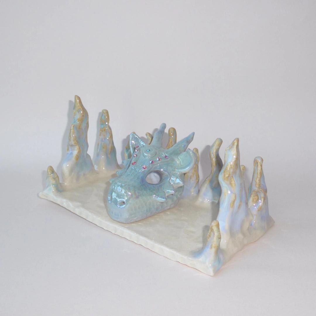 Sky dragon's head incense holder (luster)