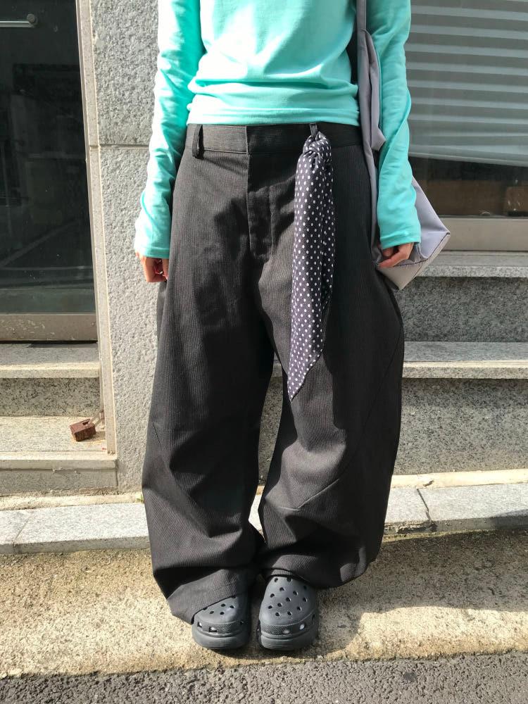 [유니섹스] 웨일 다트 커브드 팬츠 (4color)