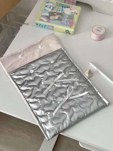 수심 Silver Ribbon Pouch 실버 리본 아이패드 파우치 패딩 11인치 퀼팅 지갑