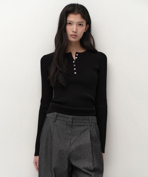 우먼즈 리브드 슬림 헨리 넥 니트 [블랙]