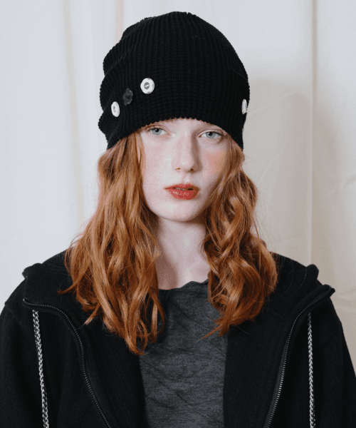 Tereru Button Beanie Black