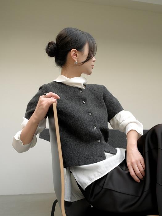 네이린 반팔 퍼프 블라우스[charcoal]