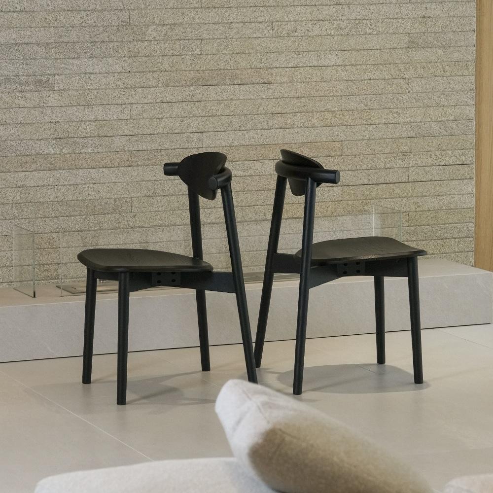 솔브 애쉬 블랙 원목 카페 인테리어 식탁 의자