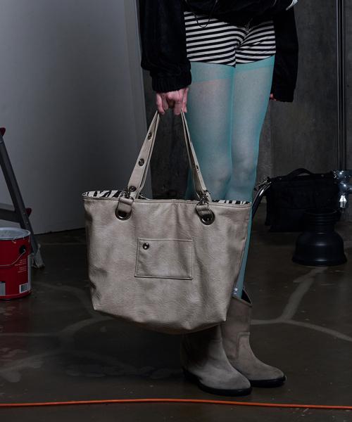 EYELET LEATHER BAG (VER.2) - BEIGE