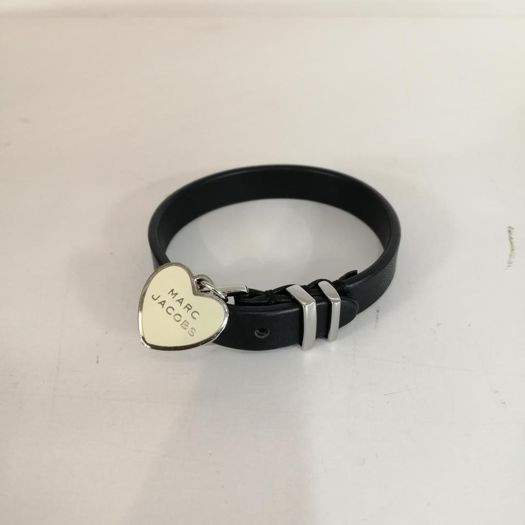 MARC JACOBS レザーバングル